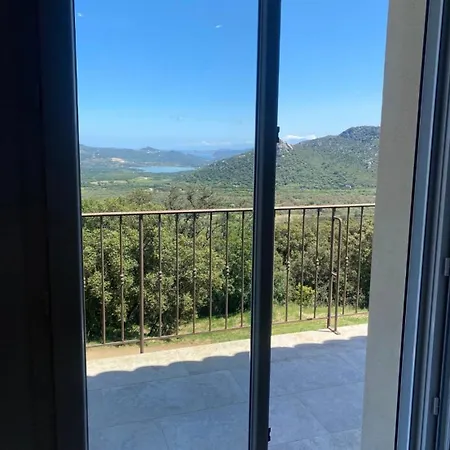 T4 Terrasse Vue Sur *