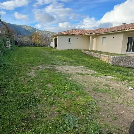 T4 Terrasse Vue Sur Villa *